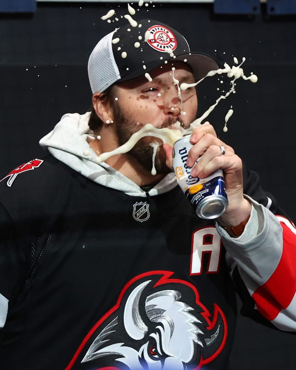 buffaho17's tweet photo. beer chug kinda guy https://t.co/aNlb2zxM8H
