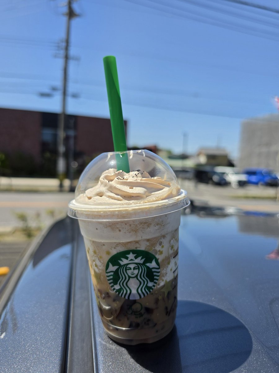 Rusk_46's tweet photo. ようやくコーヒージェリー、チャンキークッキー、加賀棒ほうじ茶を飲むことが出来ました😅
スタバ大好きでも、そこまでするかーぐらいしないと全種類飲めない感じだったかと思います💧
特にジェリーは全然なかった😧
ただ、私が思う5種の中での1番は、間違いなくコーヒージェリー😋
無いのも納得😂 https://t.co/2RKizBSz8Z