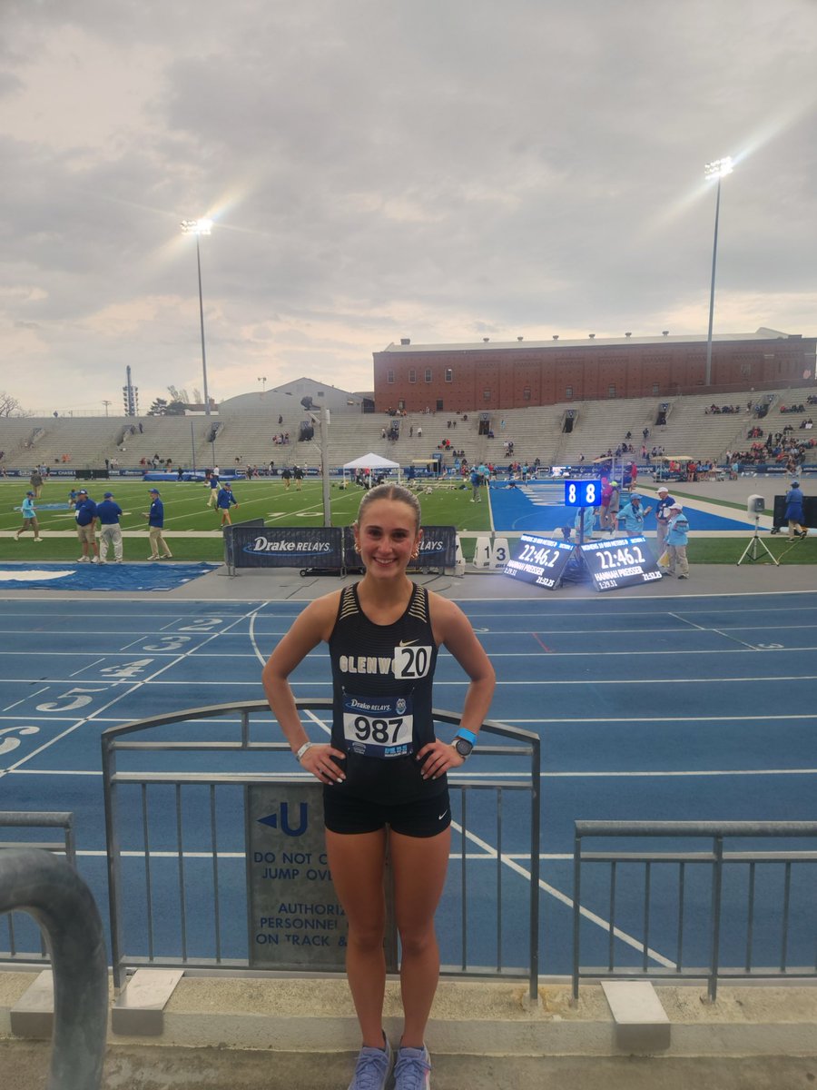 GCHSGTF's tweet photo. Grace set a new PR and finishes 16th in the 3000m tonight at the Drake Relays!! https://t.co/3erpTEd0x3