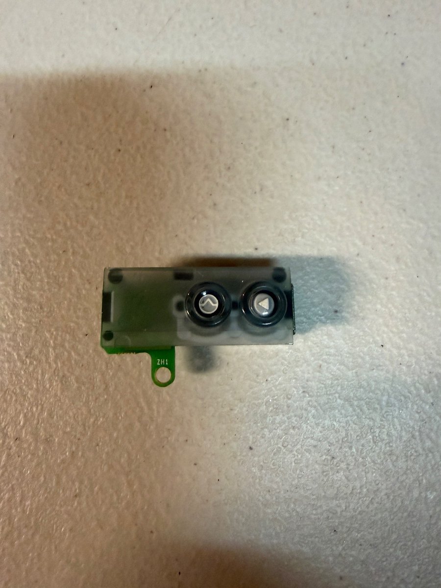 MicrocomputerL's tweet photo. Apple Power Mac G4 Cube NMI Switch Board  Santa Ana, California 
🔗 https://t.co/iYjR6DqzVb  
 #ad https://t.co/NTPUleFuqs