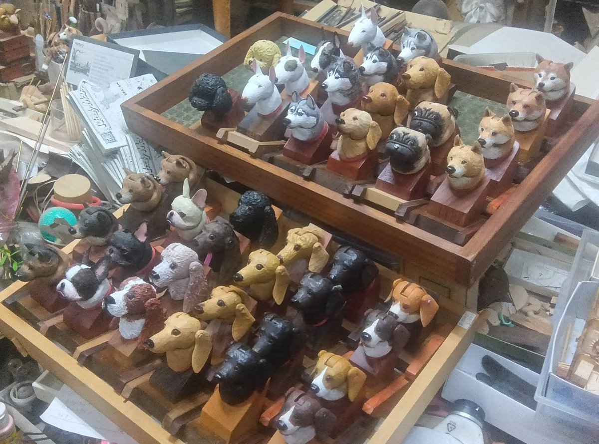 CraftKibori's tweet photo. ご無沙汰です。
新商品の開発を進めておりました。
パクパクアニマルシリーズ（正式名称未定）。
ロッキングチェアのようにゆらゆら揺れてパクパクします🐶 https://t.co/VbEo49M92i
