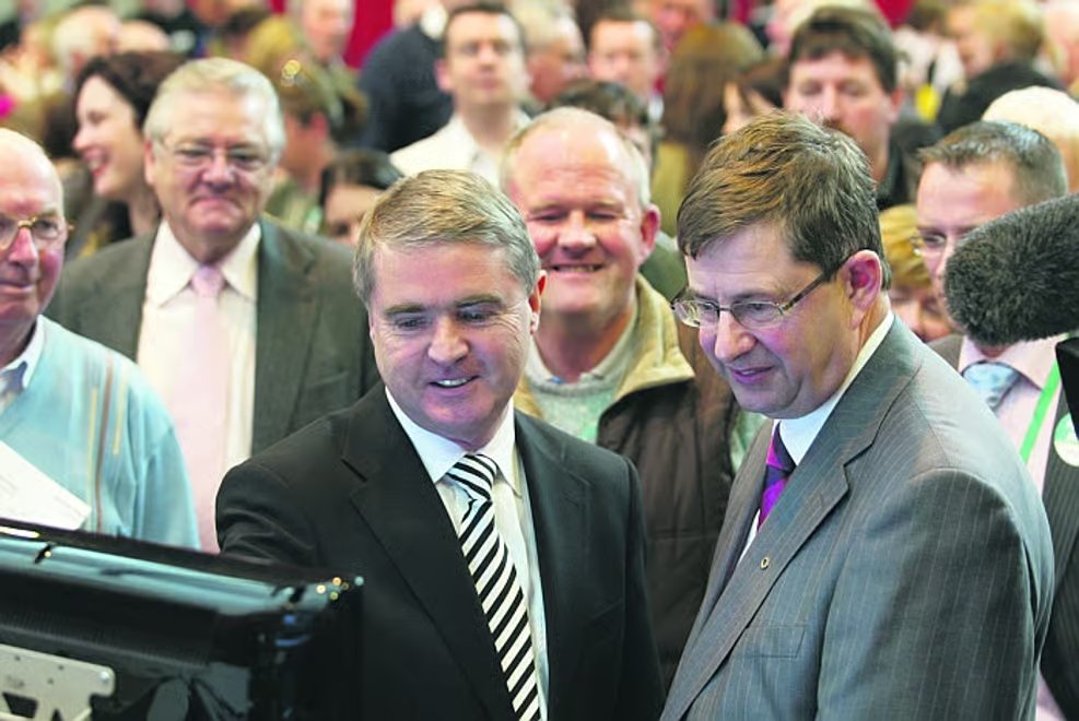 deirfiúr ghránna uimh. 2 tweet media