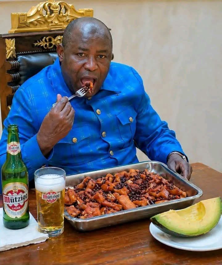 Jay Squeezer (kasuku) tweet media