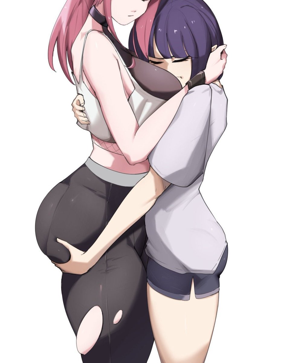 ᅠ 

How Alice hugs the housewife after her husband has to file for bankruptcy (because he was draining his bank accounts to pay for the little nerd’s gacha pulls.) 

ᅠ