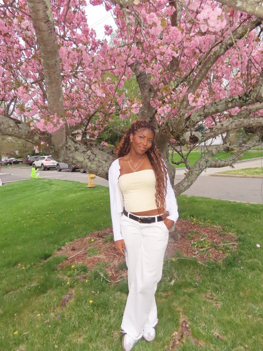 zoe t cloud & t hiedeman fc🙂‍↕️ tweet media