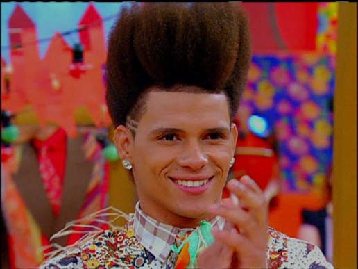 Há exatos 12 anos, fui acionado para acompanhar, pela então Comissão de Direitos Humanos da OAB-RJ, uma manifestação no Morro do Cantagalo, em Copacabana. 

O motivo do protesto eu só descobri no local: a morte, na noite anterior, de Douglas Rafael da Silva Pereira, o DG.