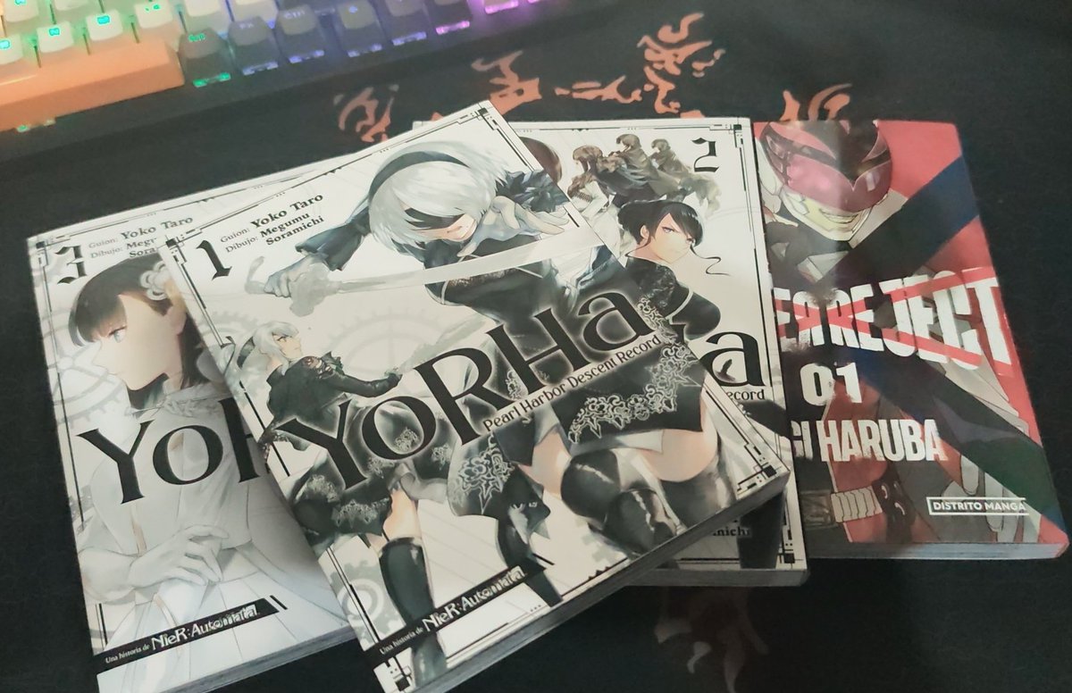 TheInfoRandom's tweet photo. @yamanakanobody Ojalá afuera tan sencillo y estuvieran a buen precio en mi país.

Pero desgraciadamente son muy caros, llegando hasta los U$30/¥3000 cada tomo, o U$50/¥5000 cuando son series de renombre.

Solo aquí tengo U$145/¥15000.

Y solo son 4 tomos de manga ☠️☠️ https://t.co/qrL0LoxRa4