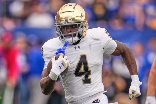MikeGarafolo's tweet image. The #AZCardinals select Jeremiyah Love with the third overall pick. Way more than a running back, Love heads to the desert.