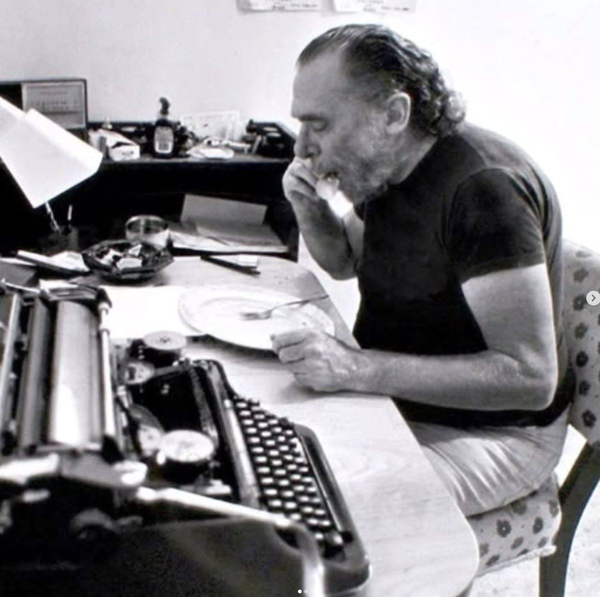 Bukowskiquot's tweet photo. Find what you love and let it kill you.

- Charles Bukowski https://t.co/Sg75bA4Htb