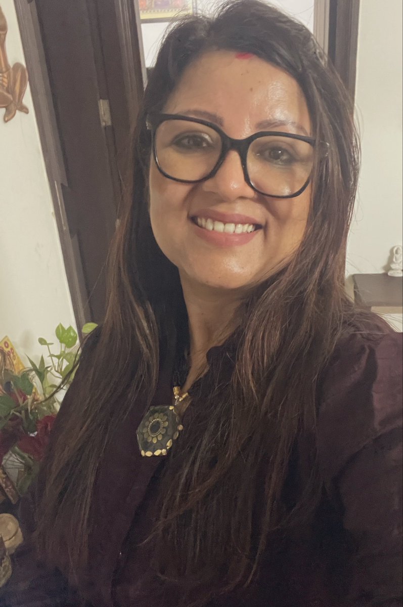 advjyotijha's tweet image. “Your inner world creates your outer reality, the script you create in your mind is the movie that will play on life’s screen”..

#goodmorning 
#FridayFeeling 
#advjyotijha