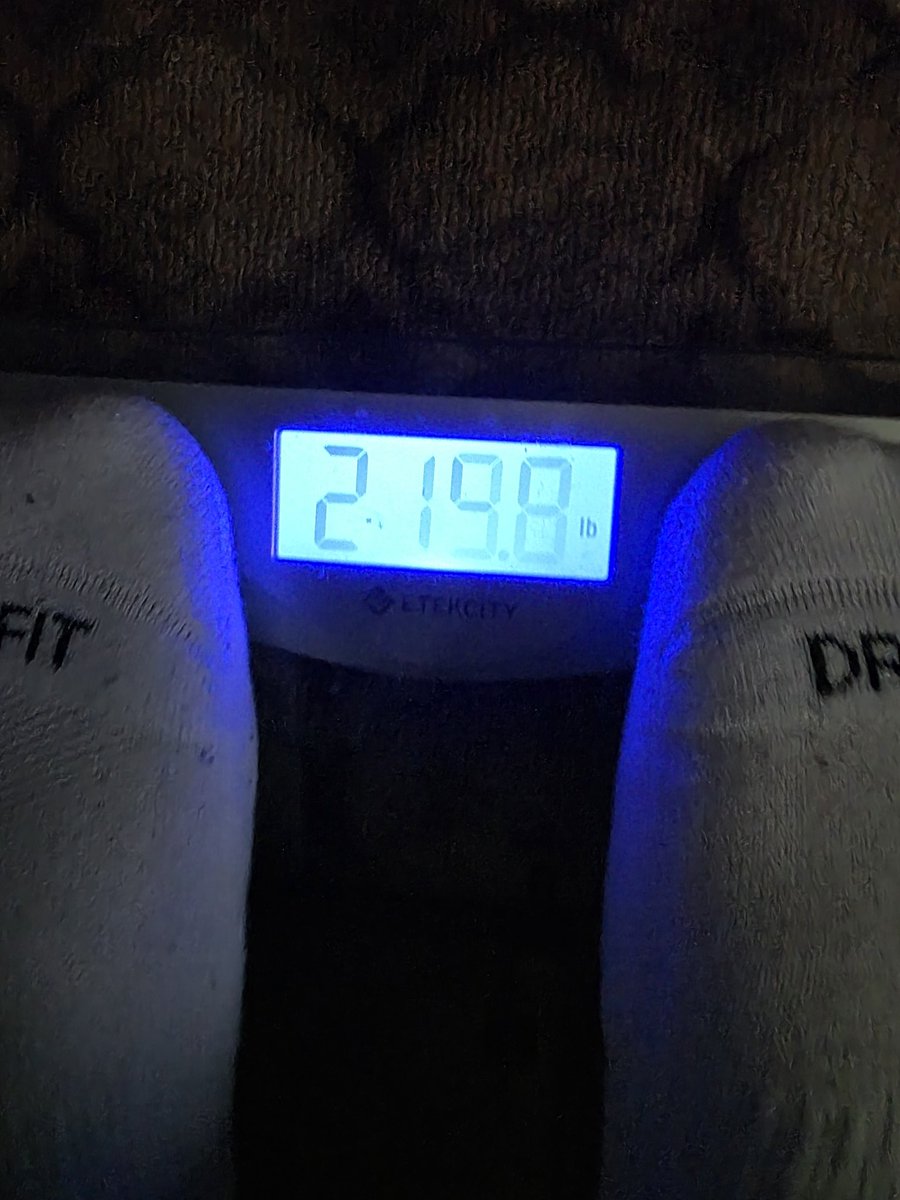 MechaFishMan's tweet photo. Under 220!! https://t.co/wDFonugUHg