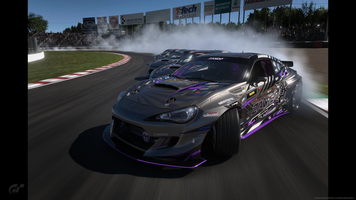 昨日はチームの皆に祝ってもらいました。
ありがとうございます😊
いいとこあれば動画にしようかな。