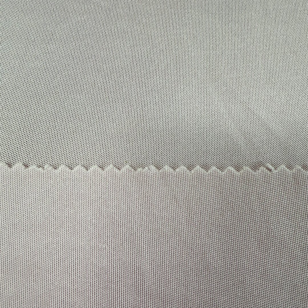 mansphil_silk's tweet image. Silk / Viscose Double Jersey
23%Silk+77%Viscose
📏Weight: 160GSM | Width: 44"-60"
👗Ideal for blouses, dresses, loungewear, and elevated basics
👉DM now for more details
📧freda@sailis.cn
📞+86 13812712101
🌐6asilk.com
#Silk #Jersey #Fabric #Kniteed #ClothingDesign