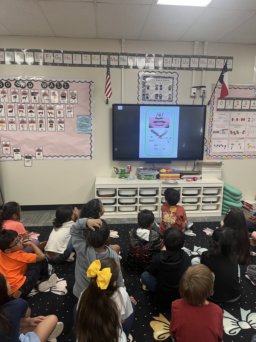 kaylynncook_'s tweet photo. MISD K–2 students are showing their RLA growth, building fluency, independently responding to dictation, and strengthening writing. HQIM keeps learning aligned to our framework and RBIS for a strong, consistent student experience. @MISDTandL https://t.co/lQJFZLDwlI