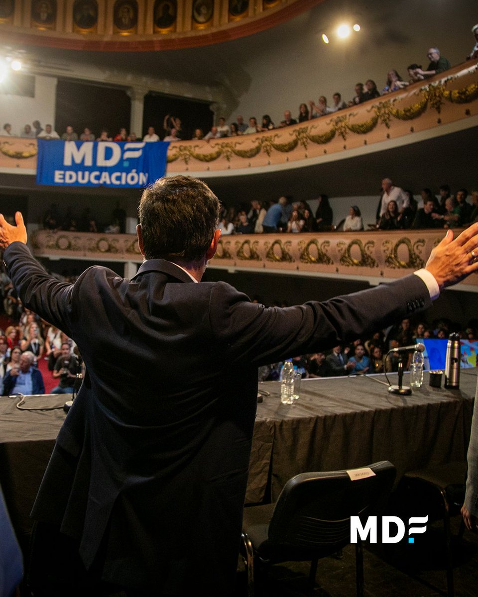 Movimiento Derecho al Futuro tweet media