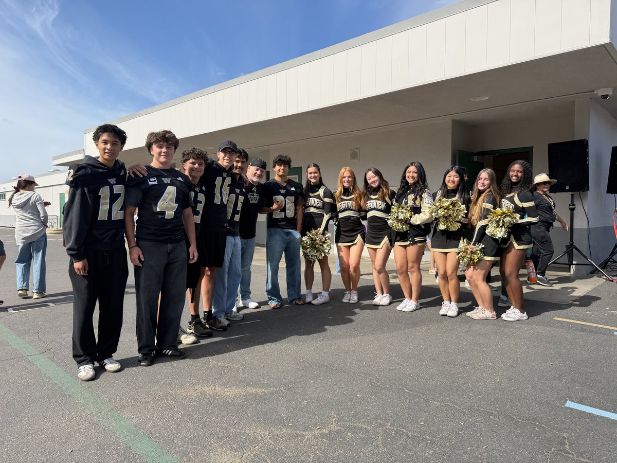 westview_fb's tweet photo. Great Day at Deer Dash. Thank you Deer Canyon for having us. https://t.co/o4PAx2Fpm3