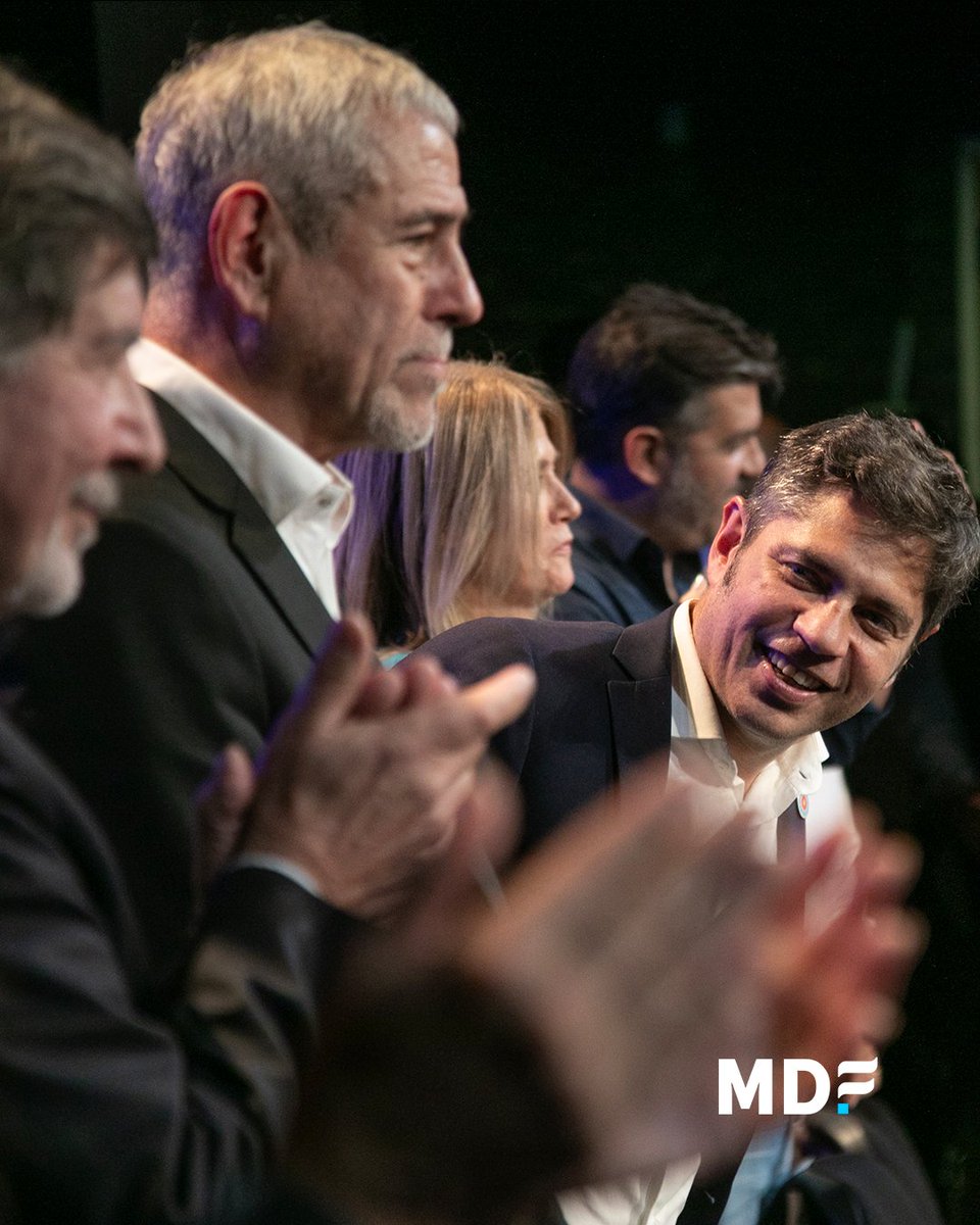 Movimiento Derecho al Futuro tweet media