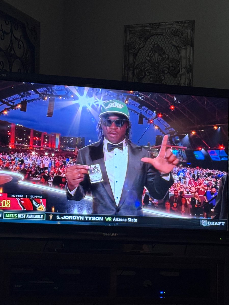 DallasTX15023's tweet photo. @TexasTechFB @nyjets @baileyy_david23 https://t.co/lchOipM7Fk