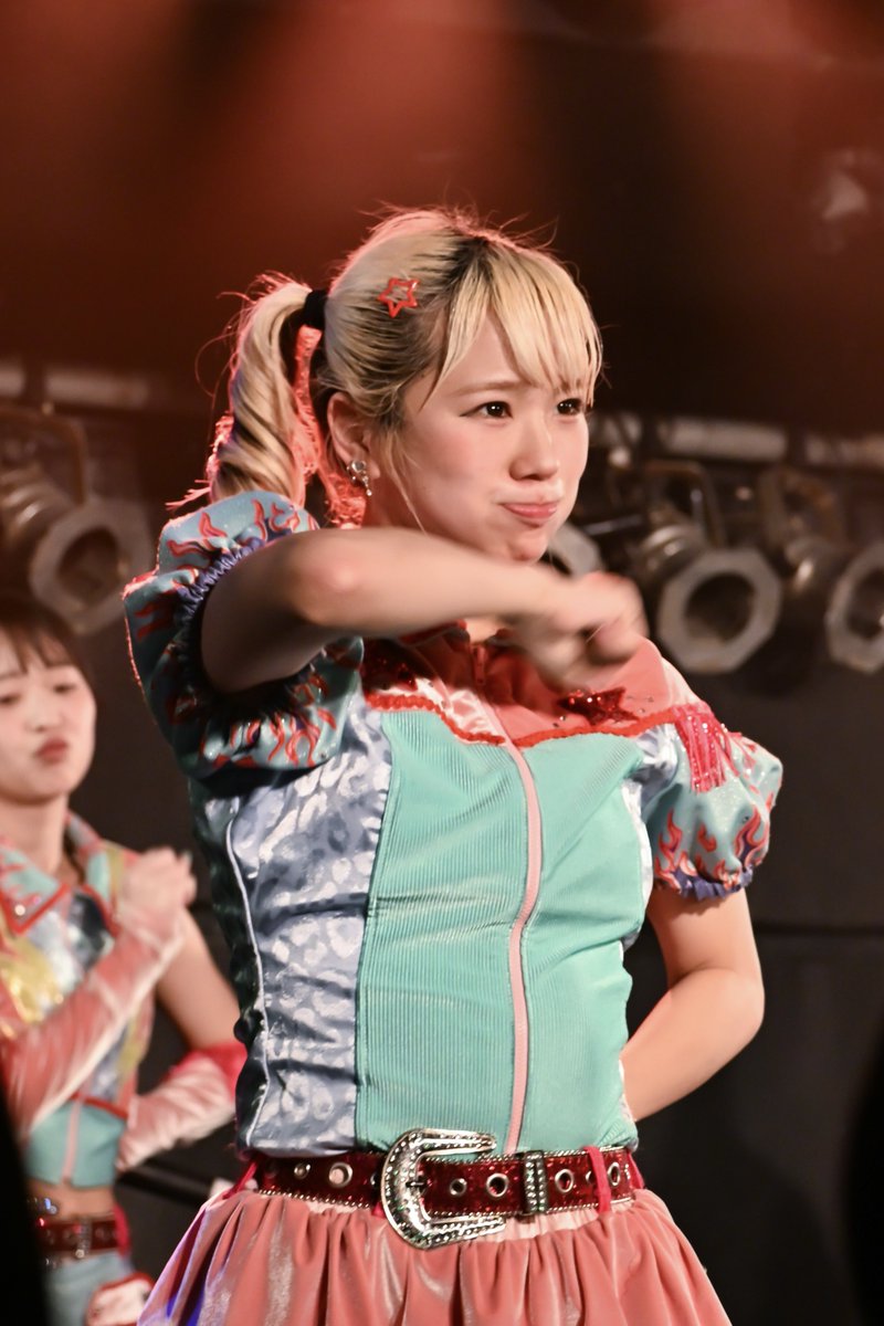 mionemu3's tweet image. おはようございます
急に気温が下がったりするから洋服選び難しい…🙂
今日はKIRIFES出演者発表があるらしい
 2年生になれますように🙏✨

このままのスケジュールだと4/29と5/6以外は🐷さん予定ないよねー
仕事がんばるGWになりそうだわʕ•ᴥ•ʔ

#PIGGS
#BIBI