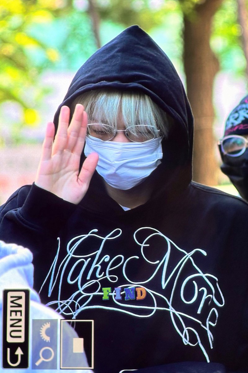 find_fzy's tweet photo. 260424 😪😪 #판저이 #FANZHEYI #모디세이 #MODYSSEY https://t.co/xYqjIS0cUK