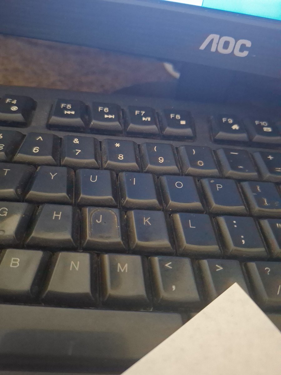 Pperthine 🖤🤍♥️ tweet media