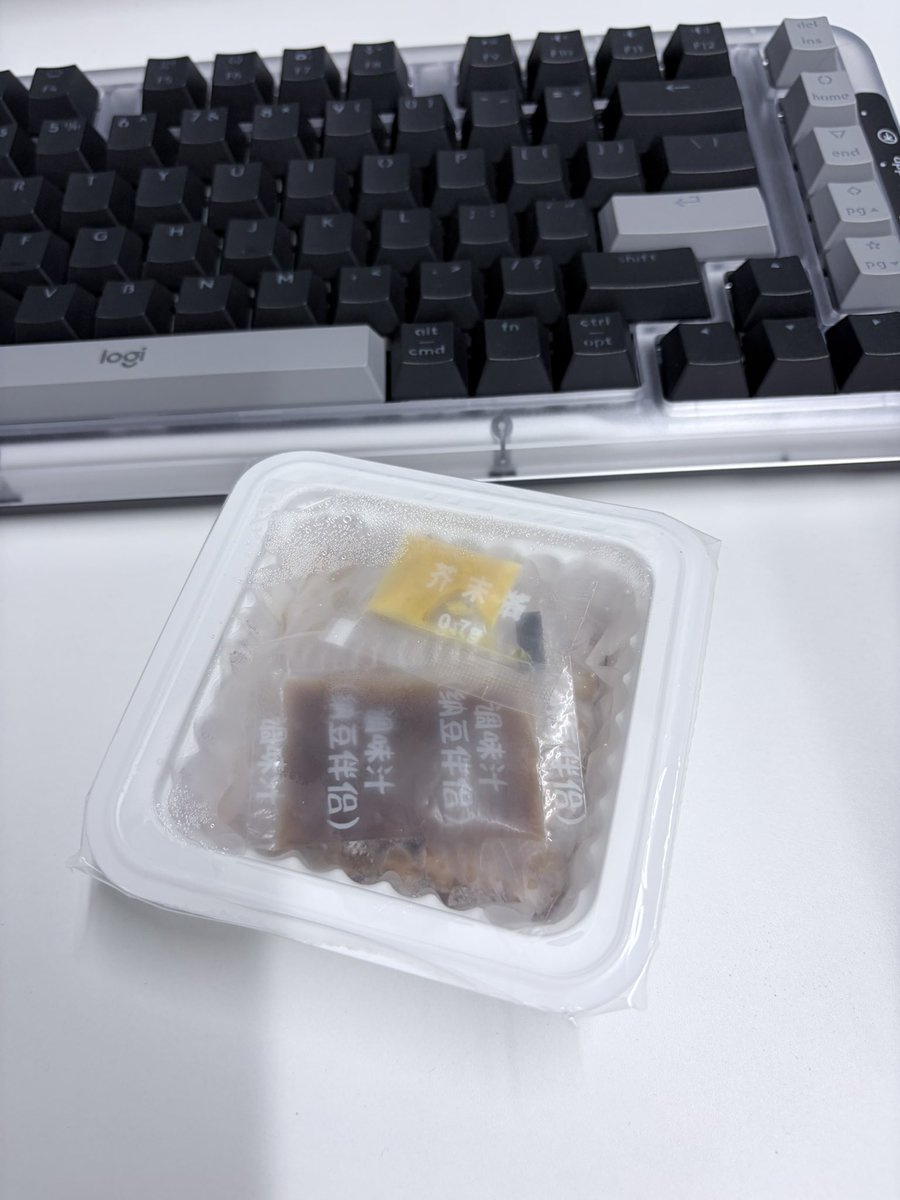AllenFongC's tweet photo. 烧先进模型的 token
吃稀奇古怪的食物 https://t.co/J18r1NOCb3