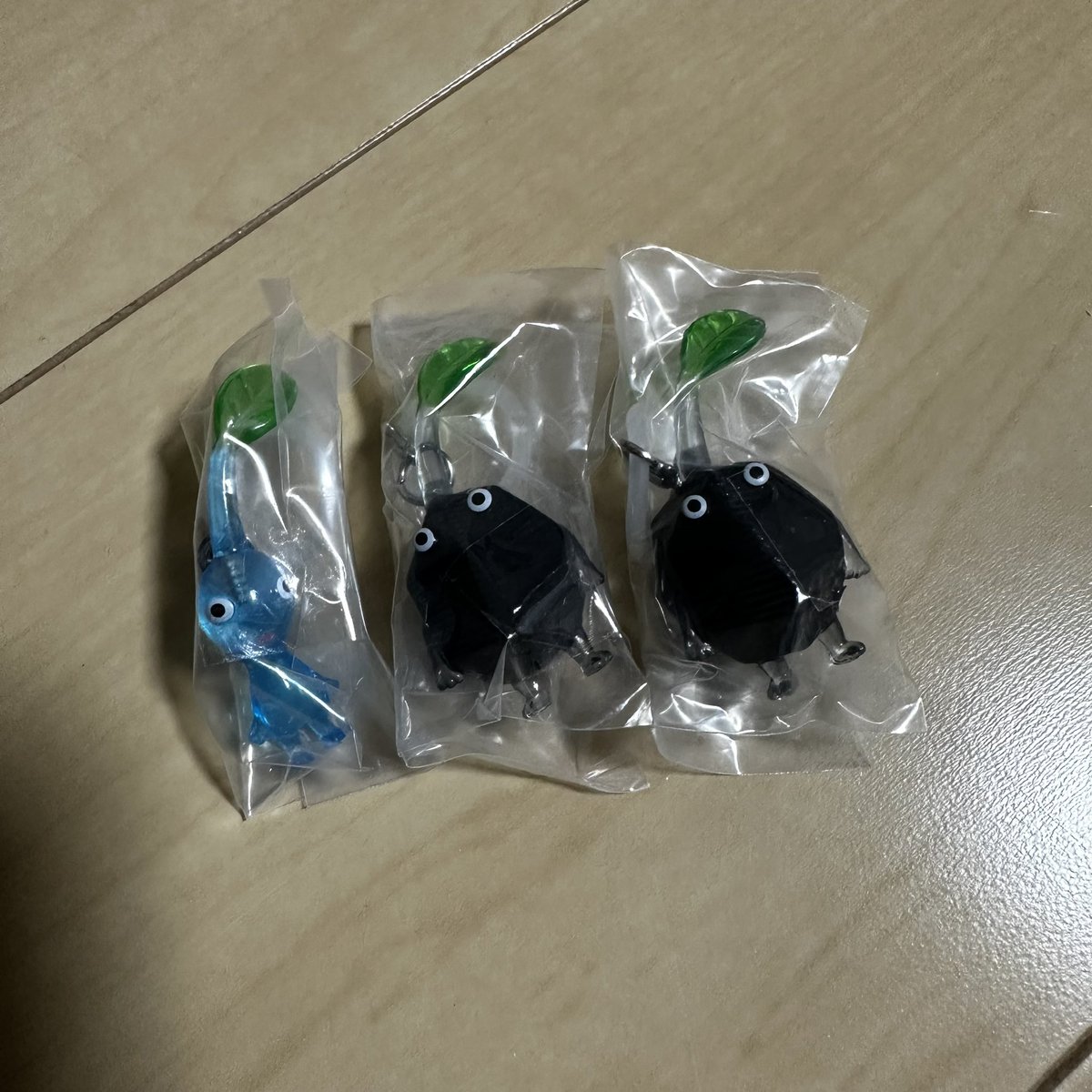 まこ tweet media