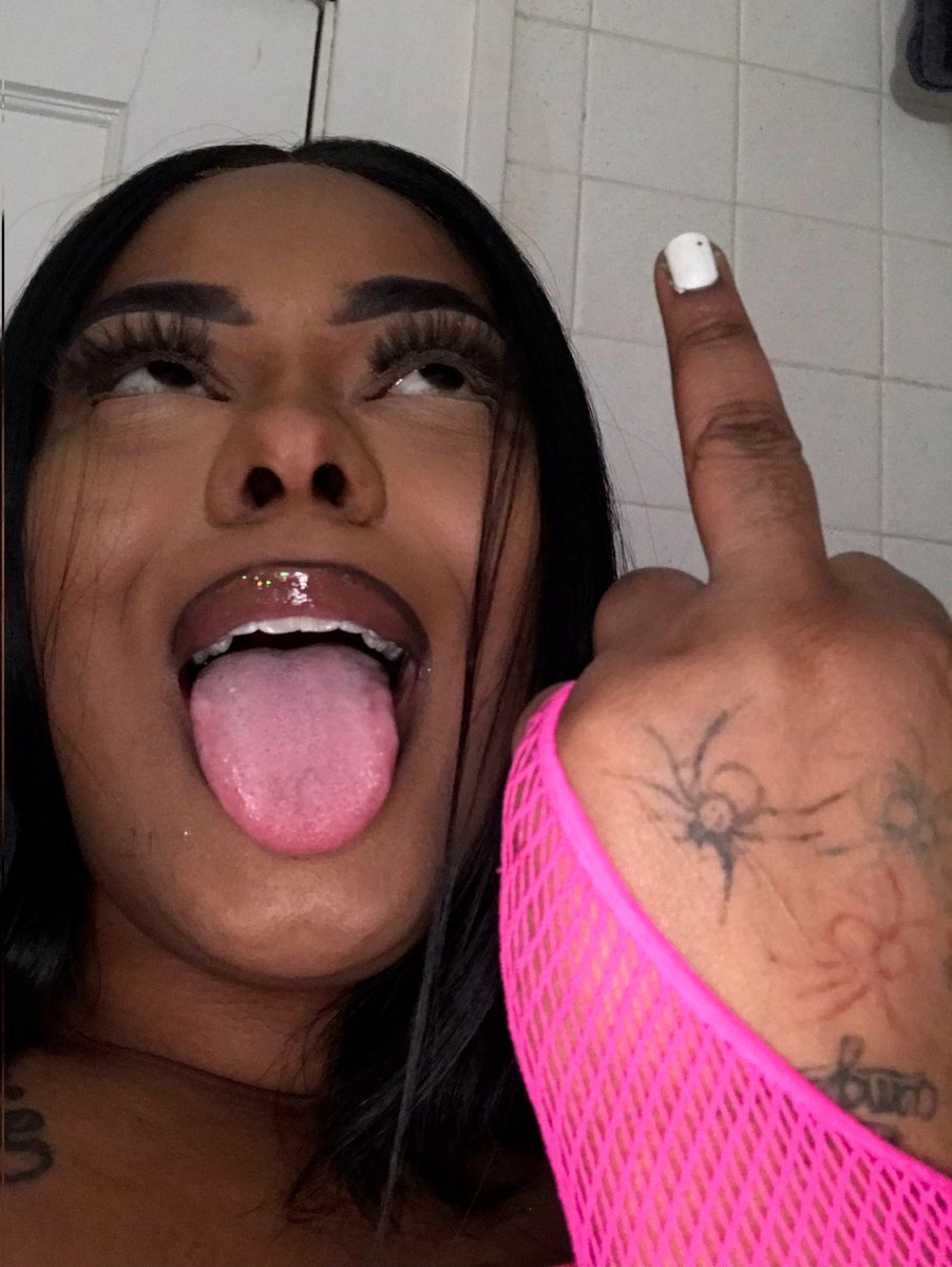 Princess Bee 🐝 tweet media