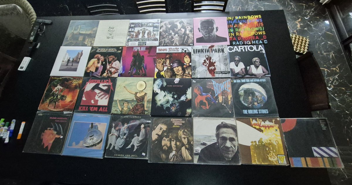 foto atualizada da minha coleção de discos!!! ainda falta muito..