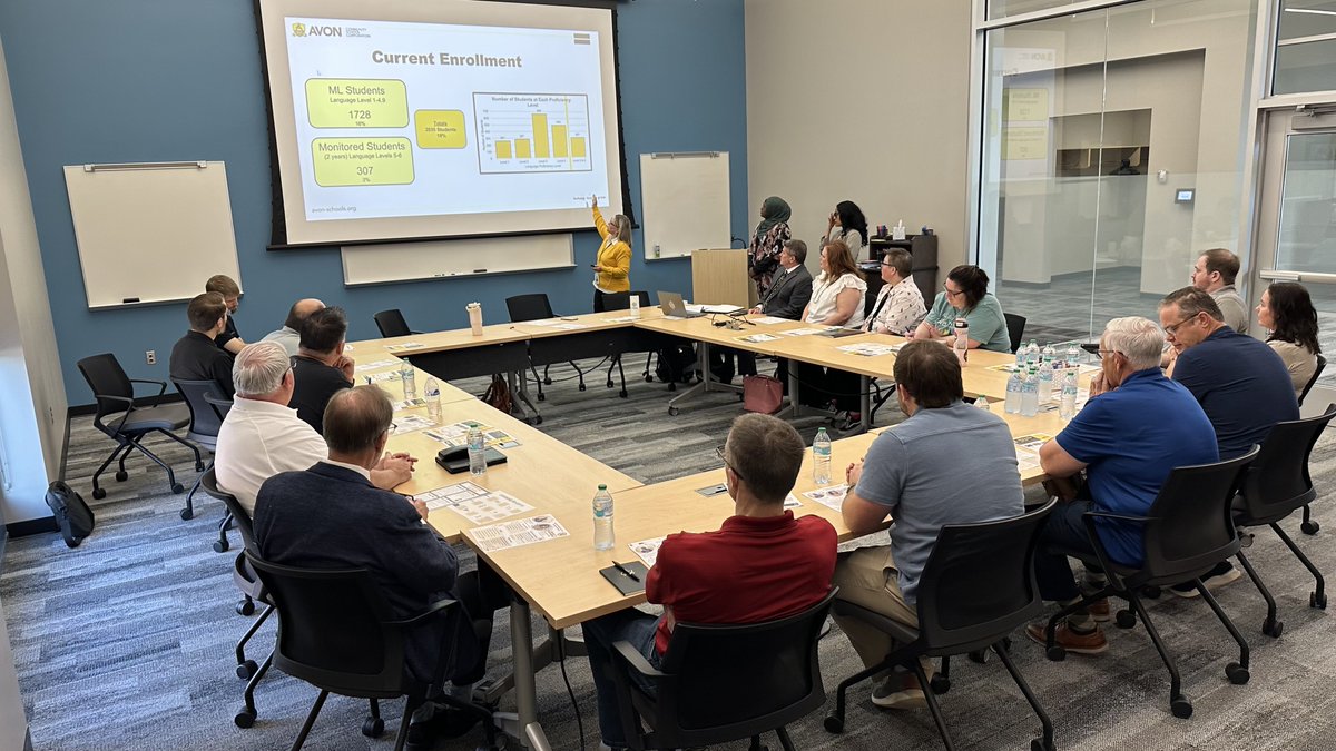 AvonSupt's tweet photo. @OrioleTweets Religious Leaders met today and heard from our multi-lingual dept sharing tools &amp; resources to serve all families in our community. https://t.co/MpIHj0JV88