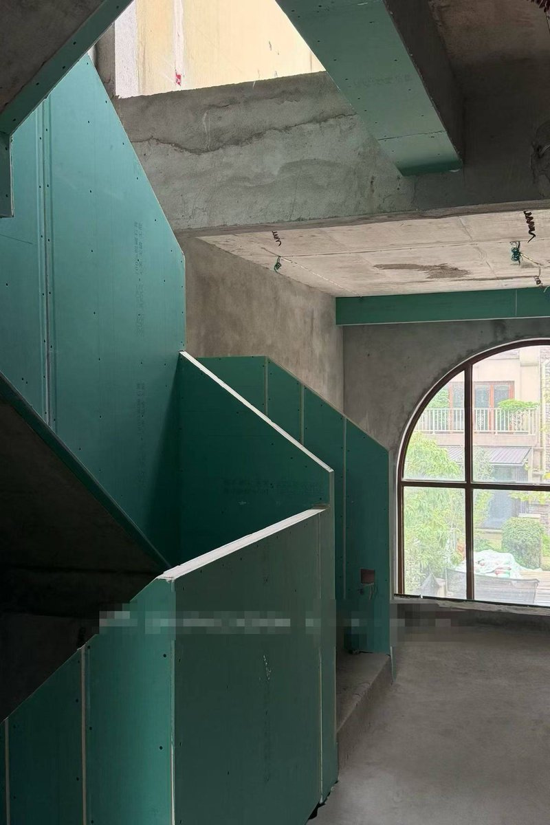 Jason_Gypsum's tweet image. 💧 JASON Water-Resistant Gypsum Board: Built for high-humidity spaces. 
• &amp;lt;10% water absorption
• Mold &amp;amp; mildew resistant
• Meets global quality standardsPerfect for bathrooms, kitchens, basements. 
#BuildingMaterials #Construction