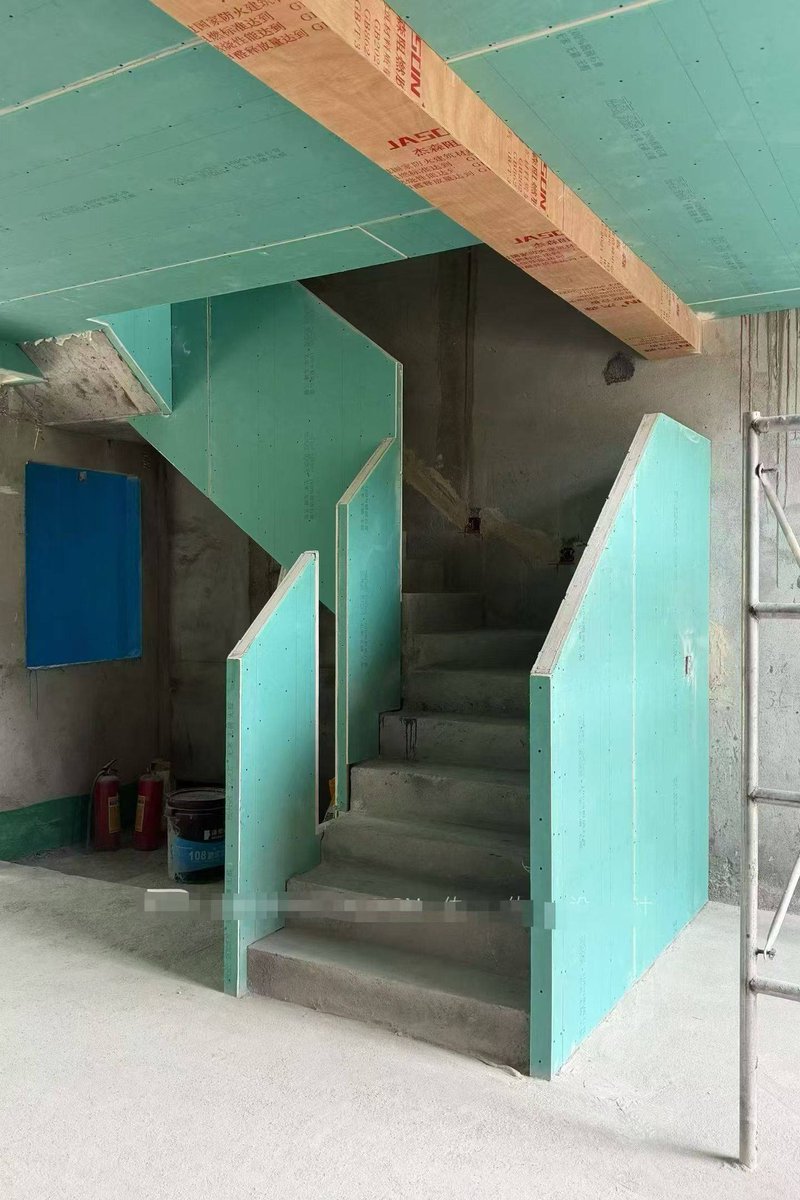 Jason_Gypsum's tweet image. 💧 JASON Water-Resistant Gypsum Board: Built for high-humidity spaces. 
• &amp;lt;10% water absorption
• Mold &amp;amp; mildew resistant
• Meets global quality standardsPerfect for bathrooms, kitchens, basements. 
#BuildingMaterials #Construction