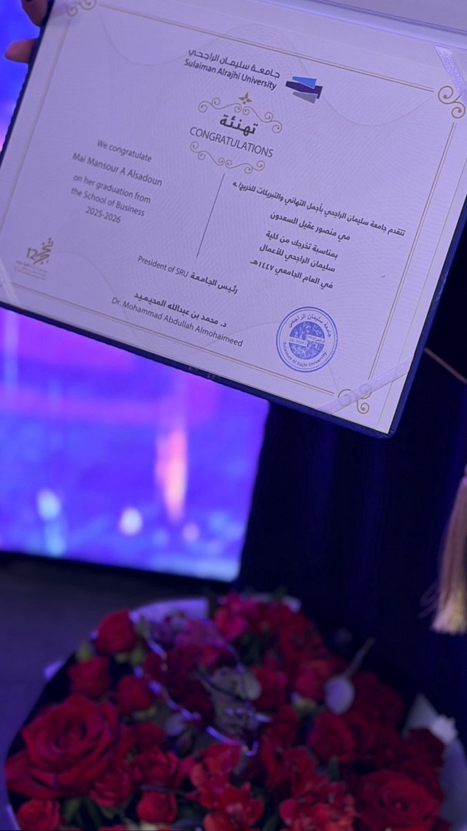 mmalsadon's tweet image. 🎓 الحمد لله على تمام النعم

أشارككم فرحتي أنا وزميلاتي الدفعة 12 بتخرجنا من #EMBA
شكرًا @UMidoceanUae على التنظيم المميز وحفاوة الاستقبال،
وللدكتورة دلال الشدوخي @dalalalshudokhi وفريق عملها على تعاونهم ومشاركتنا هذه الفرحة. #شكرا_لكم 

#EMBA #قيادة