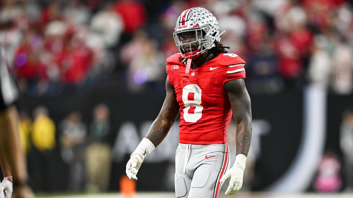 nflrums's tweet image. 🚨🚨BREAKING: The #Giants are selecting Ohio State star LB Arvell Reese with the 5th overall pick #bigblue