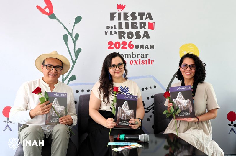 INAHmx's tweet image. #ÚltimaHORA 🚨 Revista Alquimia dedica número a las Mujeres detrás y frente a la cámara

• “Agencias, enunciaciones e imaginarios”, fue comentada en la Fiesta del Libro y la Rosa 2026.

Lee más: inah.gob.mx/boletines/revi…

📷 Eduardo Suárez, #INAH