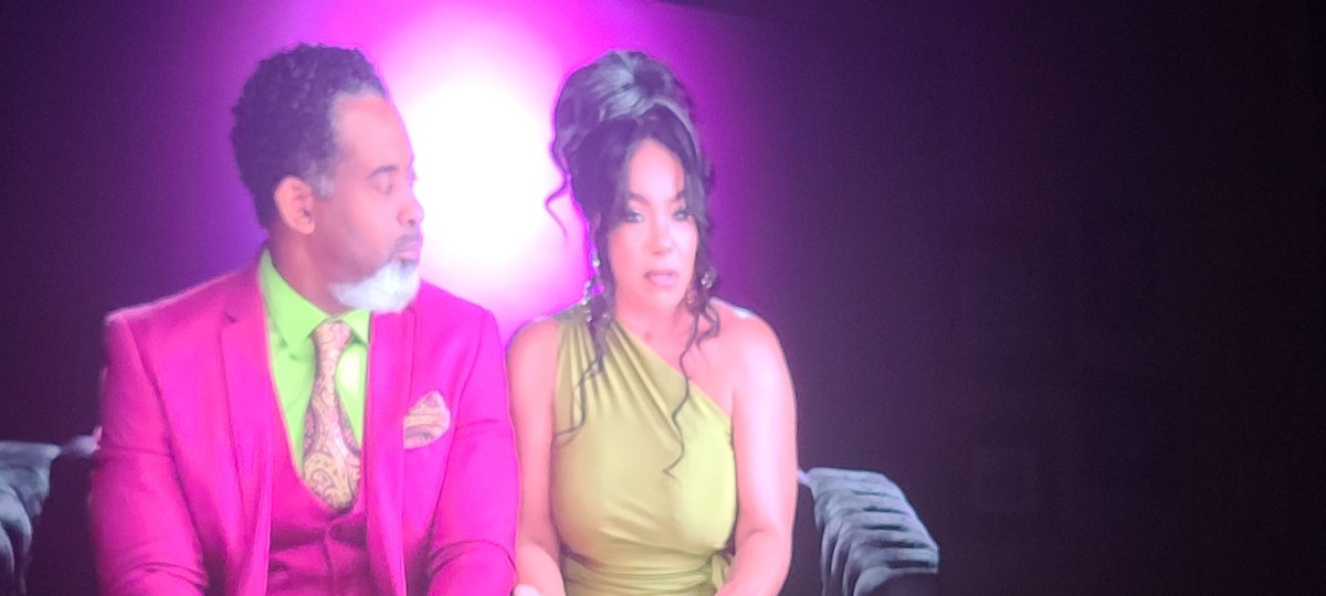 Savvydextrous's tweet photo. Bruh. Nell lunches out. She is too involved in her son's love life and lawd stop loaning money you can't afford not to get back. #LAMH https://t.co/KyjymhpvZT