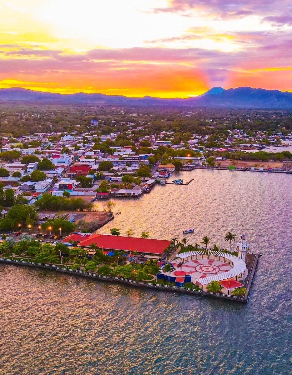 Silvia..🇸🇻💙 tweet media