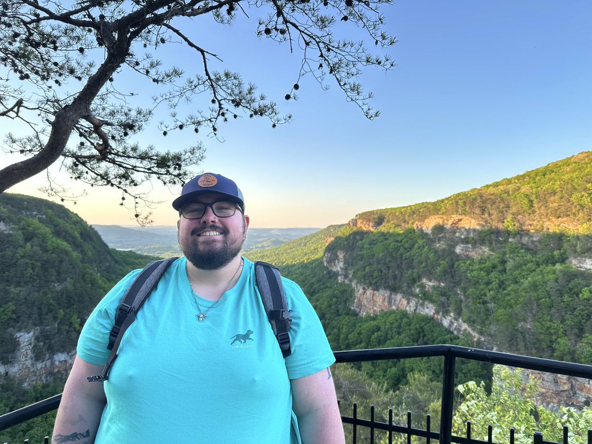 pelmenipapa's tweet photo. Cloudland Canyon. https://t.co/krIQMJkLyP