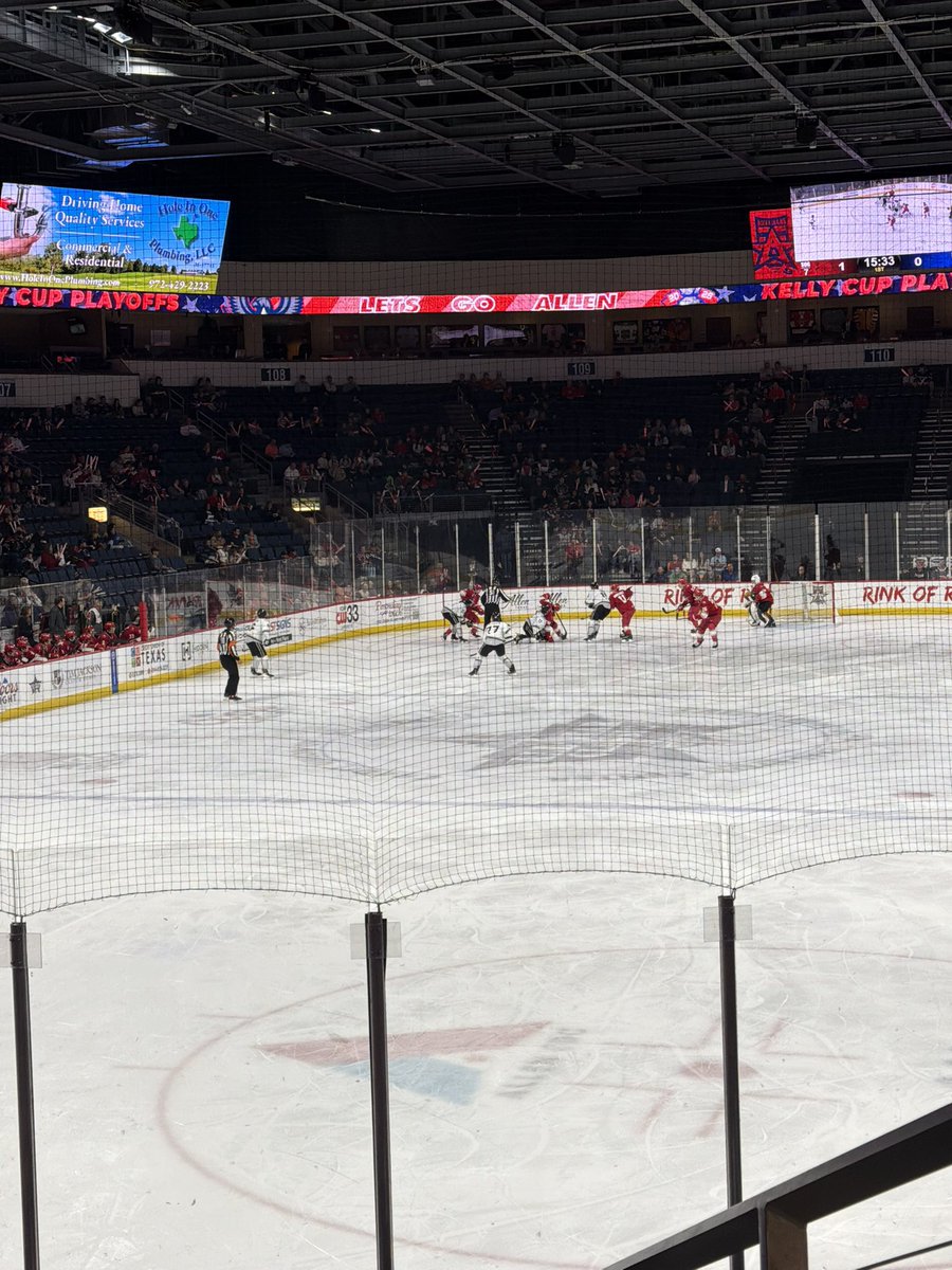 irLSUfan's tweet photo. #KellyCup playoffs Game 1 @AllenAmericans @Steelheads @ECHL #liveinthered https://t.co/E6D0Uwwu41