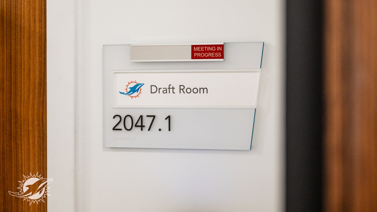 Miami Dolphins tweet media