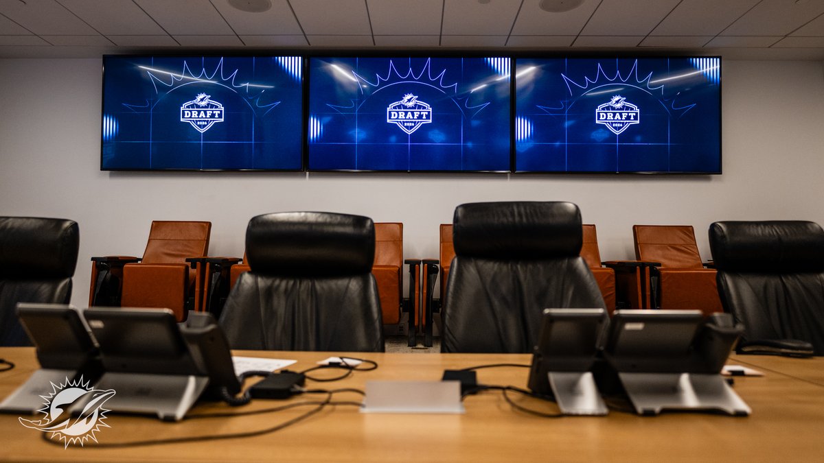 Miami Dolphins tweet media