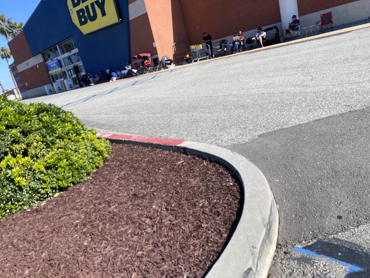 Outlaw_Varnish_Shop tweet media