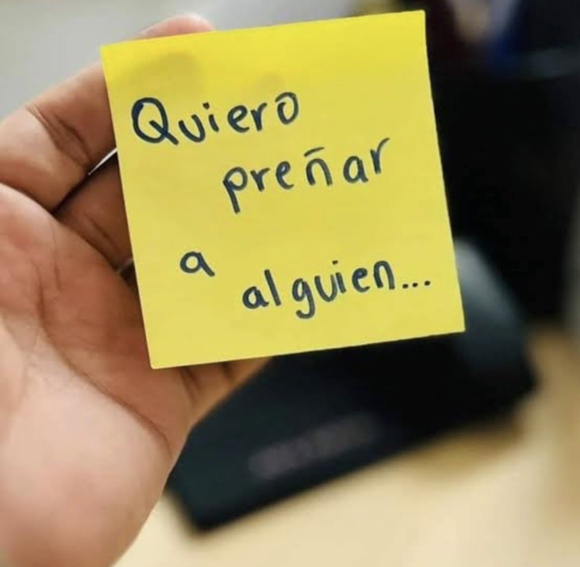 Adrianmend tweet media