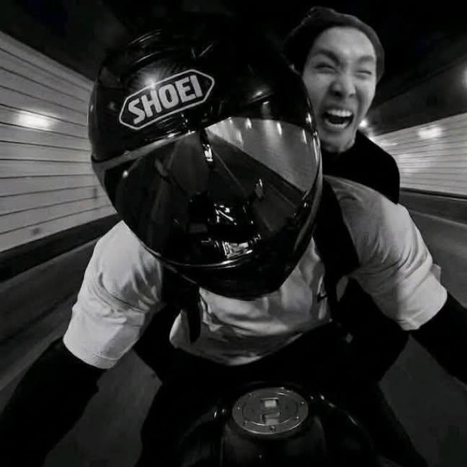 Mochi_Galletita's tweet photo. JAJAJAJAJAJAJAJAJAJA PTM QUIÉN HIZO ESTO??? https://t.co/n3Apppy1Z6