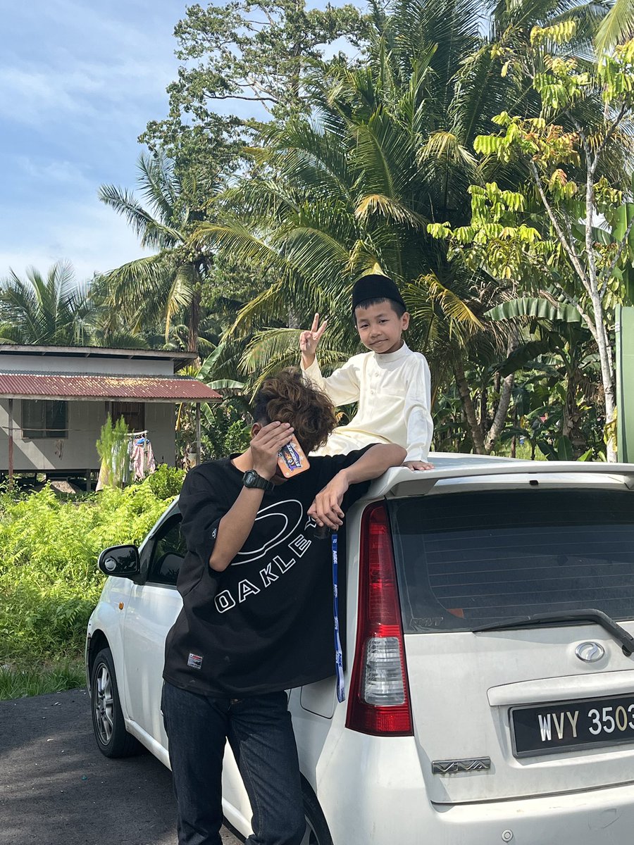 prvtEiyzz's tweet photo. Terkadang harus terima sbb dunia bukan hanya tentang kite🫂🥰 https://t.co/pg5GcwtRa1