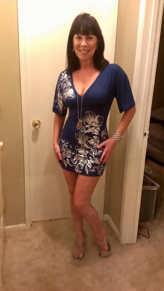Seniordating70's tweet image. linktr.ee/date528 Some people feel like effort, others feel like ease. I prefer ease.
#DatingOver50 #MatureDating #Love