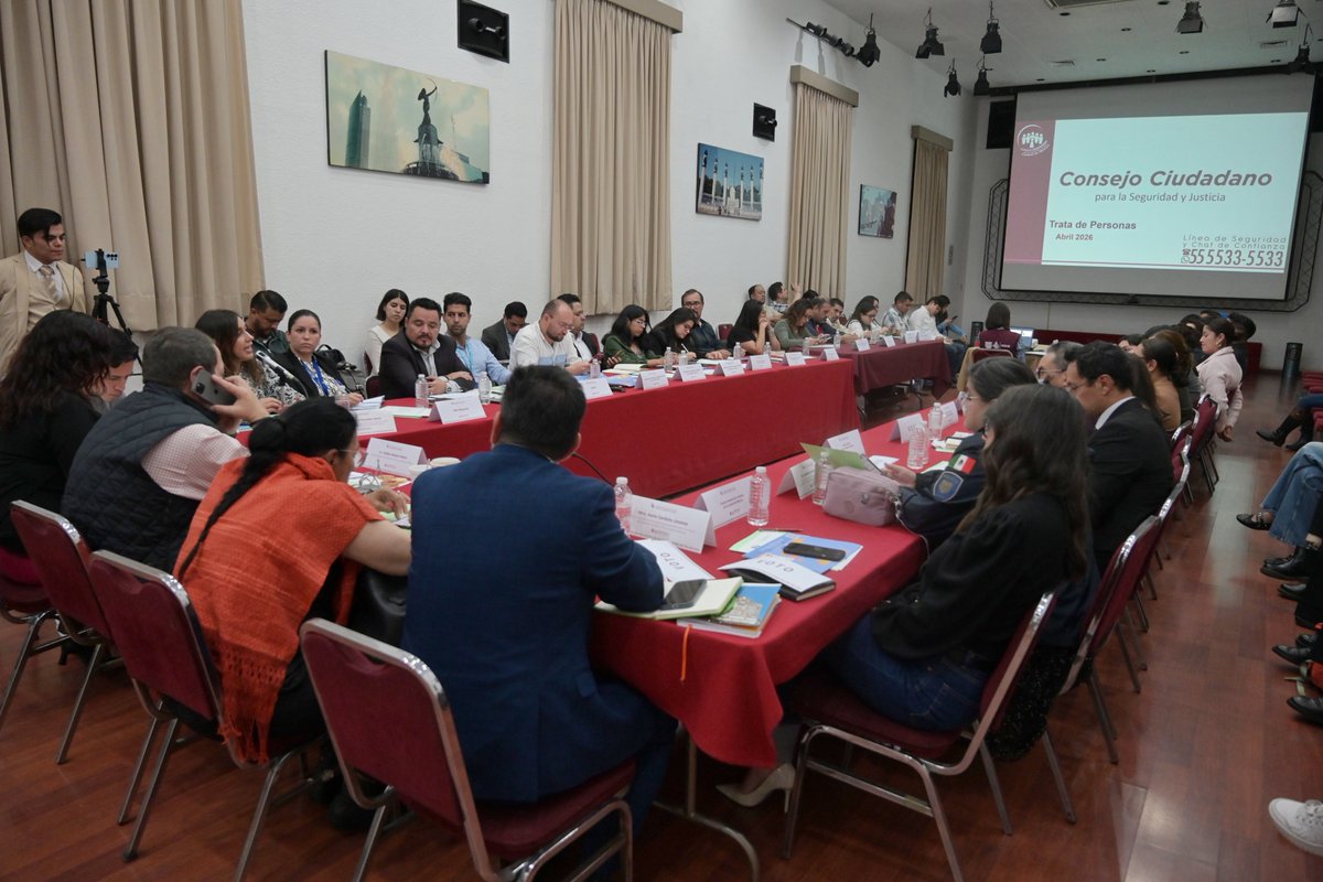 elconsejomx's tweet photo. Esta acción permitirá fortalecer la colaboración con autoridades y sumarse a la estrategia de seguridad para garantizar espacios seguros para el#Mundial2026. https://t.co/3PjX5HrWY3