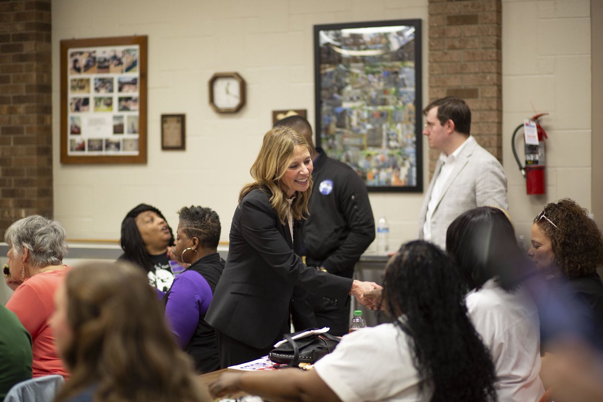 Dr. Amy Acton tweet media