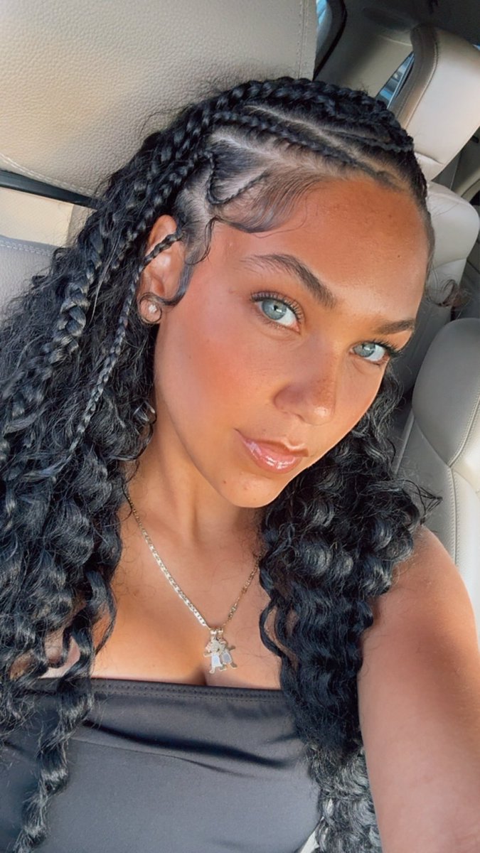 Yeaitssasha tweet media