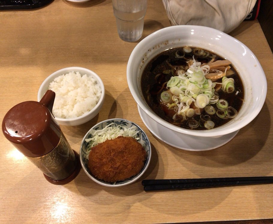 Y.YOSHIHIRO tweet media